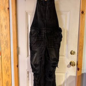 American Eagle Outfitters women’s Black Denim Overalls